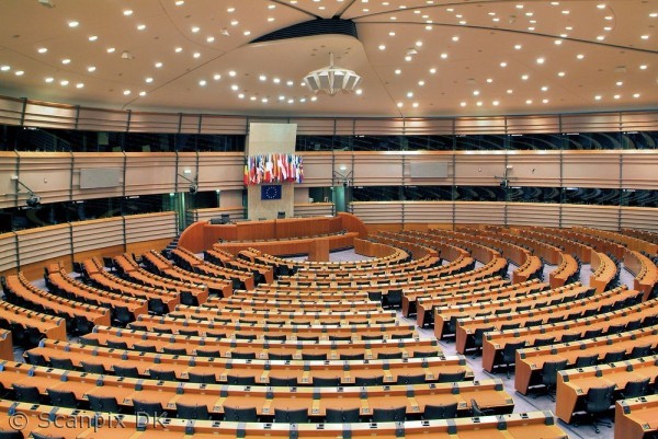 EU-Parlamentets transportudvalg stemmer for øget liberalisering på busområdet EU-Parlamentets transportudvalg stemmer for øget liberalisering på busområdet
