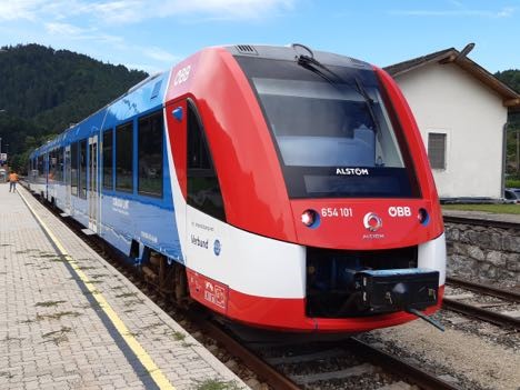 Brint-elektrisk tog er sat i regelmæssig passagerdrift i Østrig