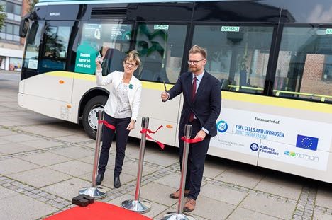 Danmarks første brintbusser er officielt blevet indviet i Nordjylland