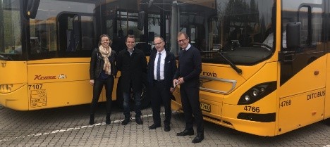 To busselskaber slår sig sammen To busselskaber slår sig sammen