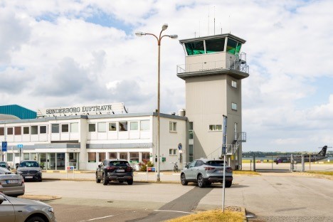 Lufthavn ved Sønderborg skal udvikles og fremtidssikres Lufthavn ved Sønderborg skal udvikles og fremtidssikres